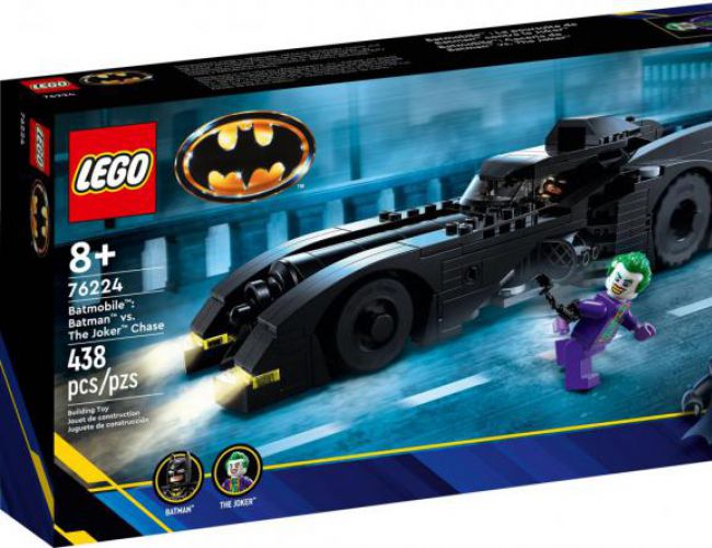 LEGO® 76224 DC Batmobile™: Batman™ vs. The Joker™ Chase