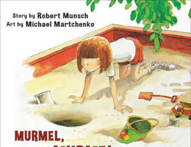 CLASSIC MUNSCH ANNIKINS (MINI BOOK): MURMEL, MURMEL, MURMEL