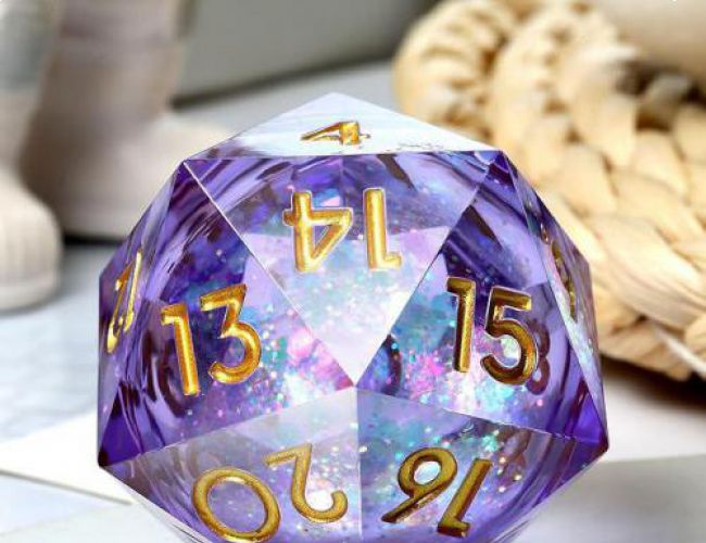 LARGE SPINDOWN D20 33mm MAELSTROM OF DREAMS - PURPLE & GOLD
