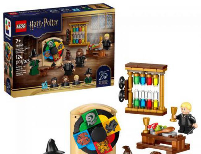 LEGO® 76460 Harry Potter Hogwarts Castle: Sorting Hat Ceremony