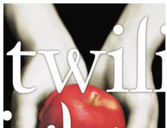 TWILIGHT by Stephanie Meyer (Book 1 of 4)