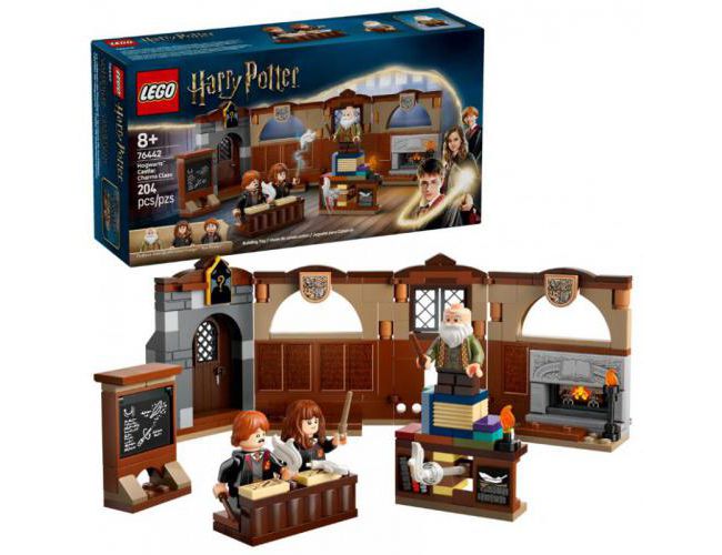 LEGO® 76442 Hogwarts™ Castle: Charms Class