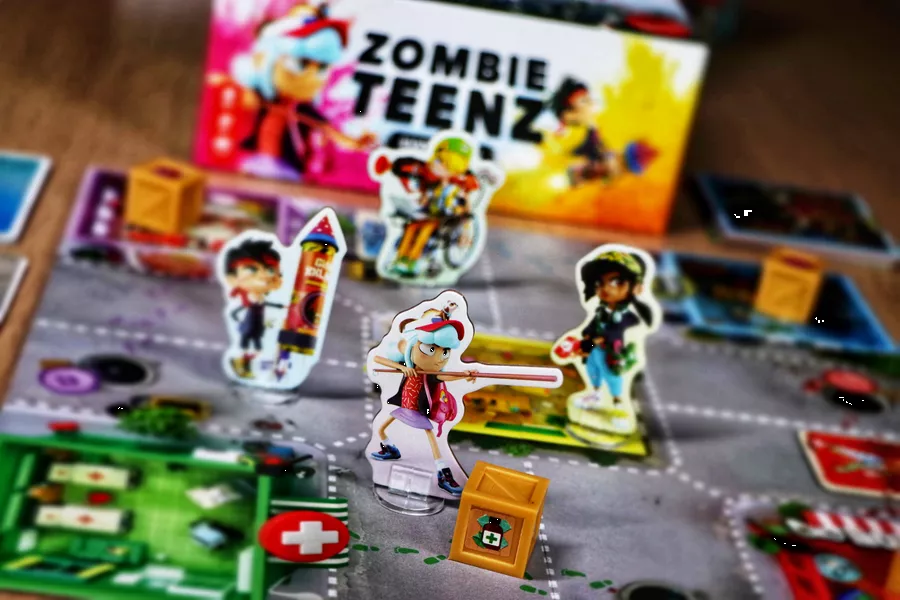 ZOMBIE TEENZ EVOLUTION